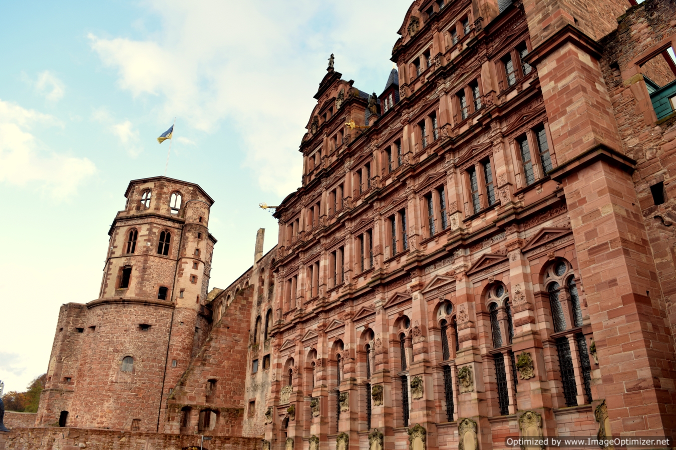 Even though in ruins now, the Heidelberg castle cuts a romantic figure